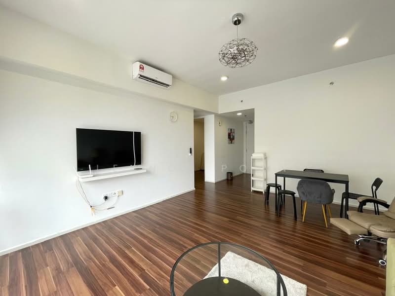 Shop / Office for Sale in Sungai Buloh (Selangor) - Lennon Poon - Living Room - PropertyGuru.com.my