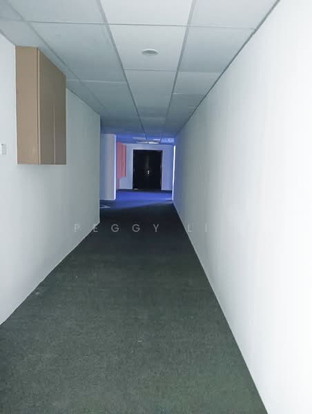 Kedai / Pejabat untuk Dijual di Petaling Jaya (Selangor) - Peggy Lim - Corridor - PropertyGuru.com.my