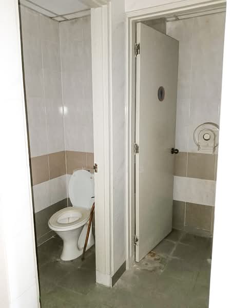 Kedai / Pejabat untuk Dijual di Petaling Jaya (Selangor) - KC Ng - Bathroom - PropertyGuru.com.my