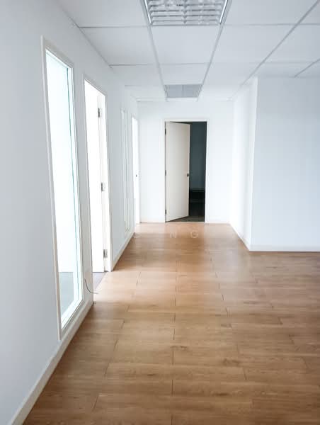 Kedai / Pejabat untuk Dijual di Petaling Jaya (Selangor) - KC Ng - Corridor - PropertyGuru.com.my