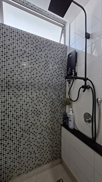 Kondominium untuk Dijual di Spring & Summer Tower, All Seasons Park - Li Fang - Bathroom - PropertyGuru.com.my