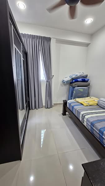 Kondominium untuk Dijual di Spring & Summer Tower, All Seasons Park - Li Fang - Bedroom - PropertyGuru.com.my