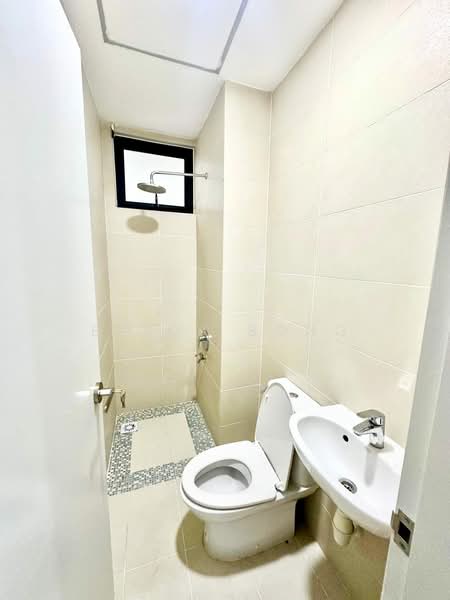 Kondominium untuk Disewa di Tropics City - Erica Bong - Bathroom - PropertyGuru.com.my