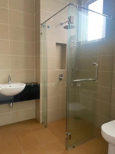 Bungalow for Sale in Kinrara Residence (Puchong) - Joey Lim - Bathroom - PropertyGuru.com.my