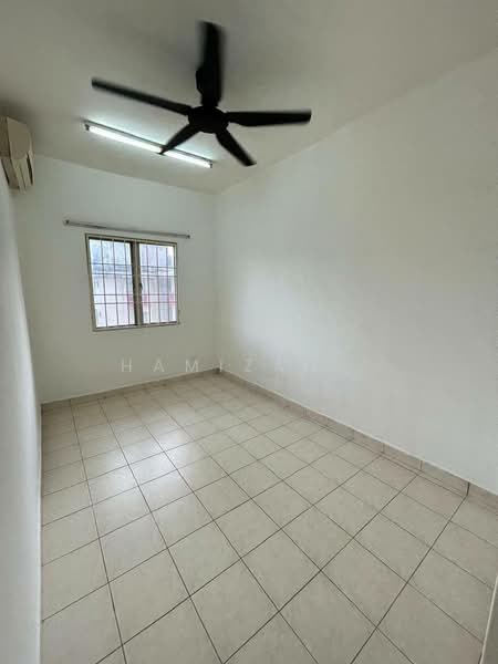 Pangsapuri untuk Dijual di Melur Apartment - Hamizah . - PropertyGuru.com.my