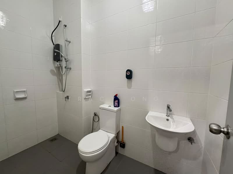 2-storey Terraced House for Rent in Johor Bahru (Johor) - Tracy Ong - Bathroom - PropertyGuru.com.my