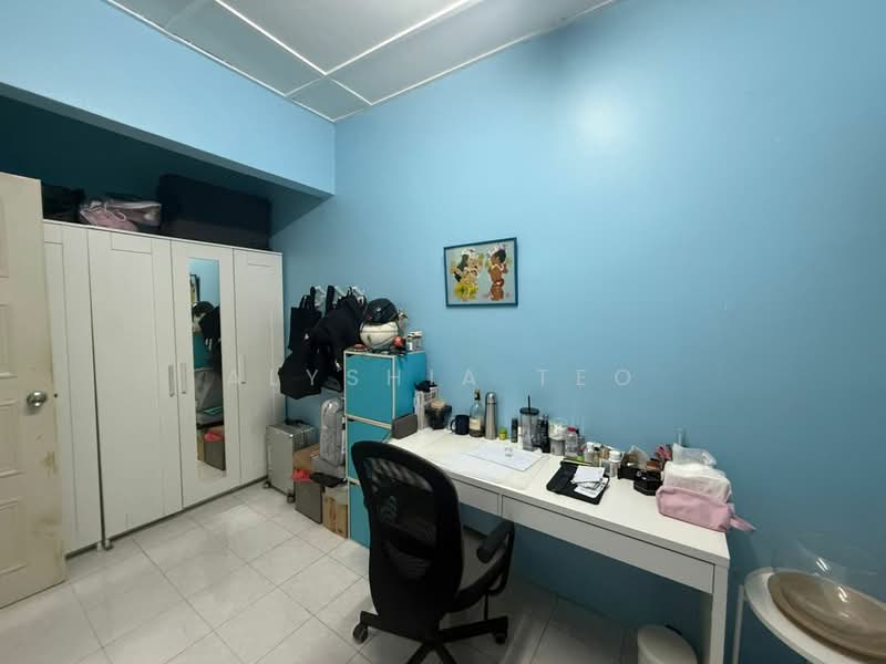 Rumah Teres 2-Tingkat untuk Dijual di Batu Caves (Selangor) - Alyshia Teo - Study - PropertyGuru.com.my