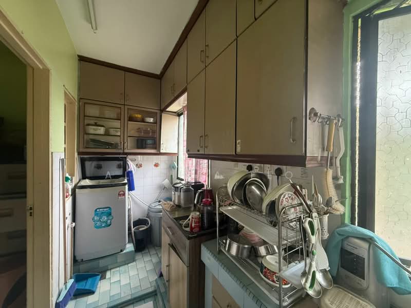 Rumah Teres 2-Tingkat untuk Dijual di Batu Caves (Selangor) - Alyshia Teo - Kitchen - PropertyGuru.com.my