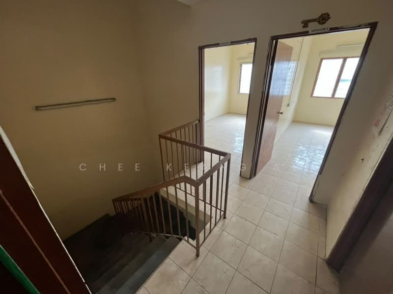 Rumah Teres 2-Tingkat untuk Dijual di Klang (Selangor) - Chee Keang Aw - Corridor - PropertyGuru.com.my