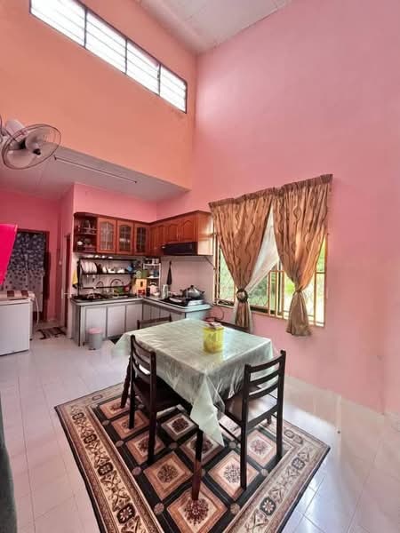 1-storey Terraced House for Sale in Taman Bukit Kayangan (Kechor) - Hasrul Rosli - Kitchen - PropertyGuru.com.my