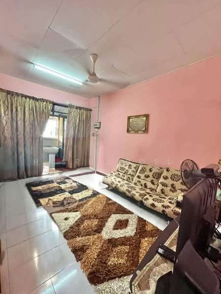1-storey Terraced House for Sale in Taman Bukit Kayangan (Kechor) - Hasrul Rosli - Living Room - PropertyGuru.com.my