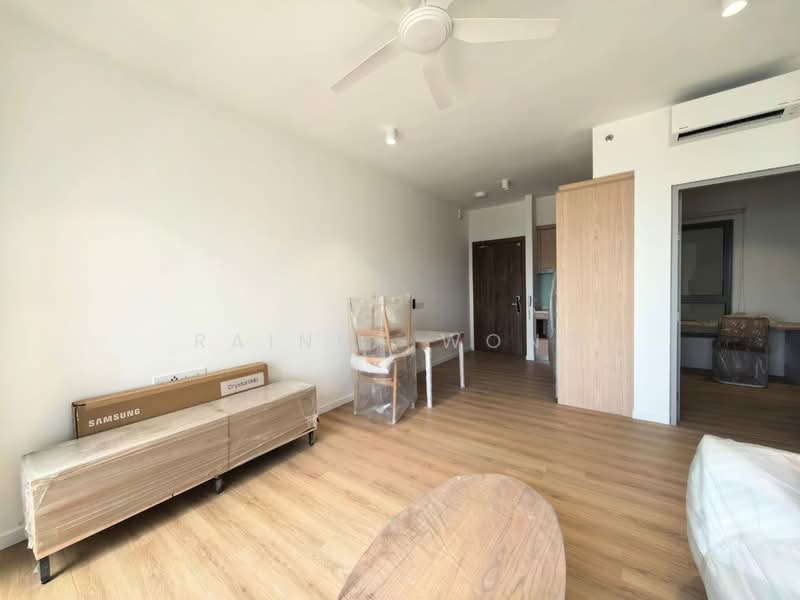 Servis Apartment untuk Dijual di The Meg Serviced Residence - Rainny Wong - Living Room - PropertyGuru.com.my