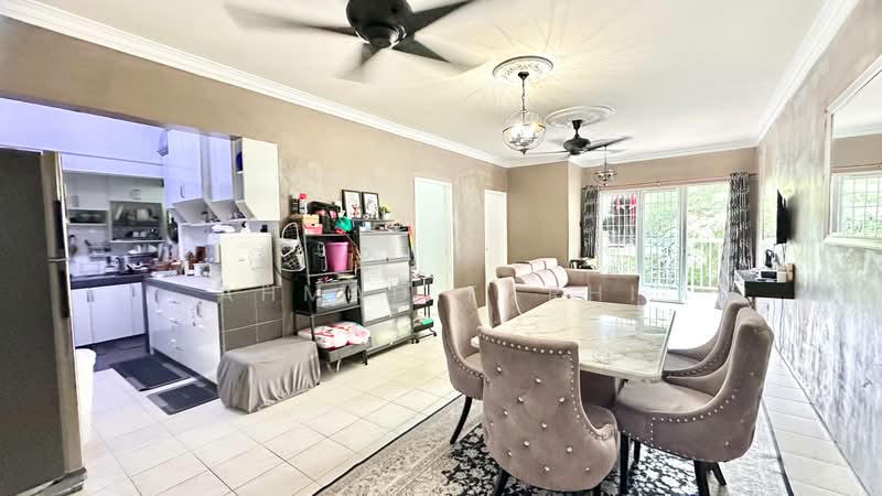 Pangsapuri untuk Dijual di Lakeview Apartments - Ahmad Farhi - Kitchen - PropertyGuru.com.my