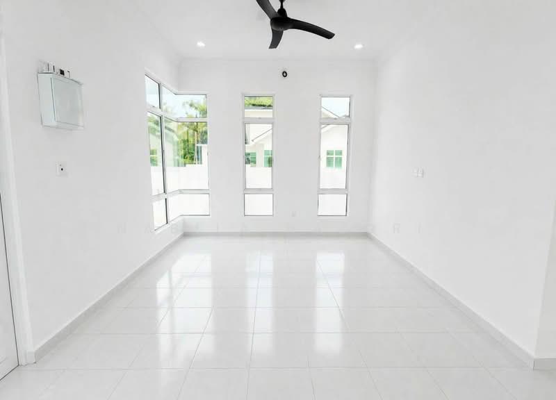 Semi-Detached House for Sale in Bunut Susu (Pasir Mas) - Nabila Nazori - Living Room - PropertyGuru.com.my