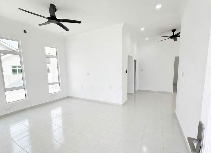 Semi-Detached House for Sale in Bunut Susu (Pasir Mas) - Nabila Nazori - Living Room - PropertyGuru.com.my