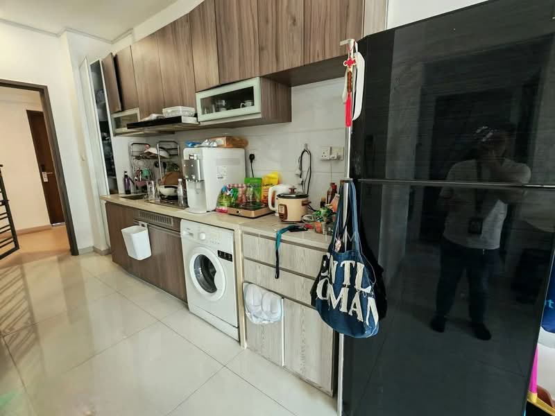 Kediaman Servis untuk Dijual di Country Garden Central Park - Karl Lim - Kitchen - PropertyGuru.com.my