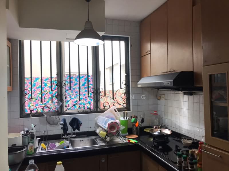 Pangsapuri untuk Dijual di Arena Green - KS Wong - Kitchen - PropertyGuru.com.my