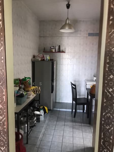 Pangsapuri untuk Dijual di Arena Green - KS Wong - Kitchen - PropertyGuru.com.my