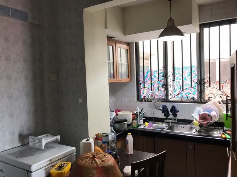 Pangsapuri untuk Dijual di Arena Green - KS Wong - Kitchen - PropertyGuru.com.my