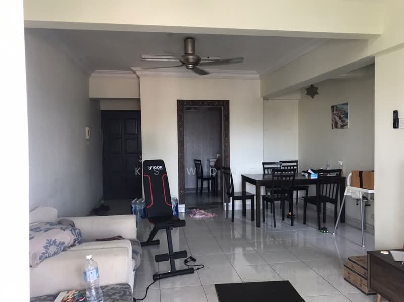 Pangsapuri untuk Dijual di Arena Green - KS Wong - Living Room - PropertyGuru.com.my