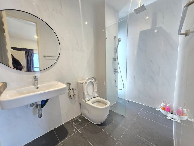 Service Residence for Rent at Reizz Residence - Puteri Ellysha - Bathroom - PropertyGuru.com.my