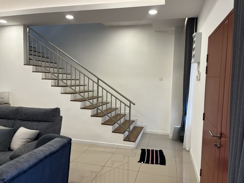 2-storey Terraced House for Sale in Kota Kemuning (Shah Alam) - Thien . - Living Room - PropertyGuru.com.my