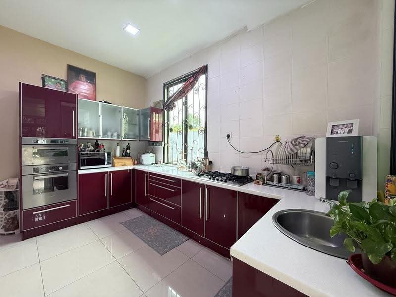 Bungalow House for Sale in Ledang Heights (Iskandar Puteri (Nusajaya)) - Yucong . - Kitchen - PropertyGuru.com.my