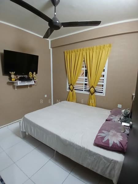 Kondominium untuk Dijual di TRI PINNACLE - Ben Hew - Bedroom - PropertyGuru.com.my