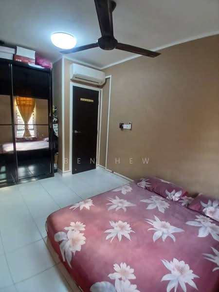 Kondominium untuk Dijual di TRI PINNACLE - Ben Hew - Bedroom - PropertyGuru.com.my