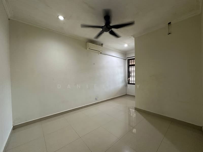 1-storey Terraced House for Rent in Taman Rinting (Masai) - Daniel Tey - PropertyGuru.com.my