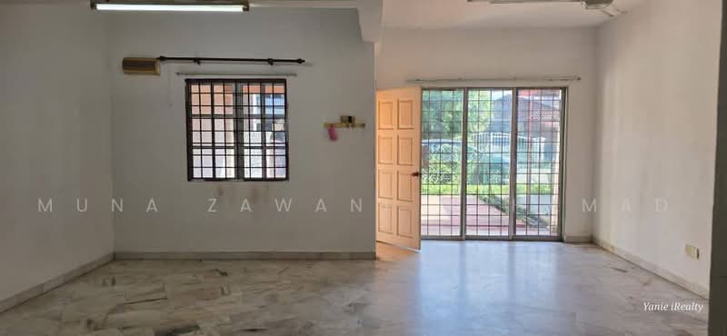 Rumah Teres 2 Tingkat untuk Dijual di Bandar Baru Bangi (Selangor) - Muna Zawani Muhamad - Living Room - PropertyGuru.com.my