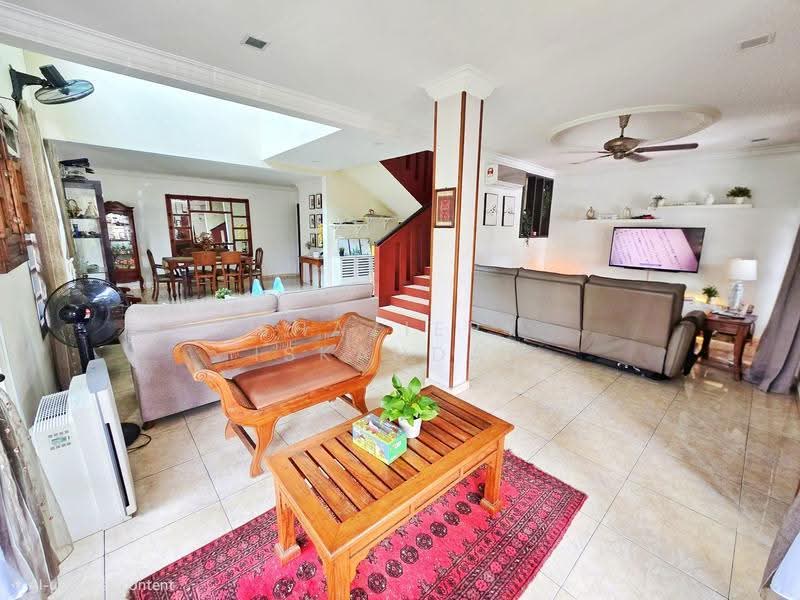 Rumah Teres untuk Dijual di Putra Heights (Subang Jaya) - Shaziery Iskandar - Living Room - PropertyGuru.com.my