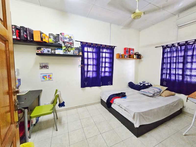 Rumah Teres untuk Dijual di Putra Heights (Subang Jaya) - Shaziery Iskandar - Bedroom - PropertyGuru.com.my