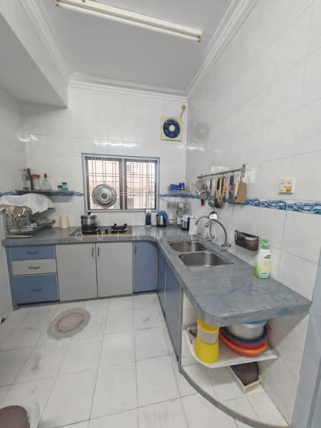 Rumah Teres 2-Tingkat untuk Dijual di Taman Desa Palma (Bukit Mertajam) - Quinn Loh - Kitchen - PropertyGuru.com.my