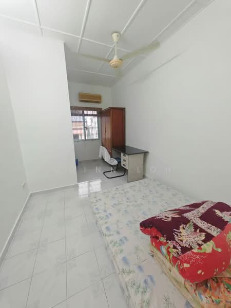 Rumah Teres 2-Tingkat untuk Dijual di Taman Desa Palma (Bukit Mertajam) - Quinn Loh - Bedroom - PropertyGuru.com.my