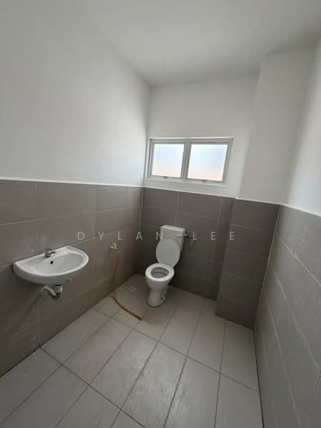 Kilang untuk Disewa di Bukit Minyak (Penang) - Dylan Lee - Bathroom - PropertyGuru.com.my