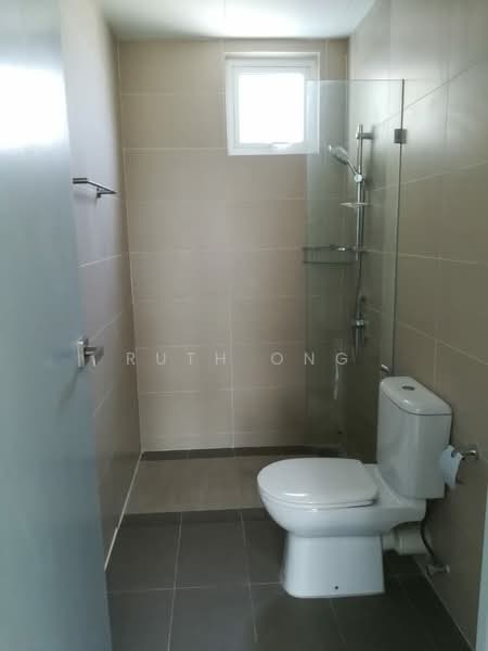 Kondominium untuk Disewa di Tropicana Bay Residences - Ruth Ong - Bathroom - PropertyGuru.com.my