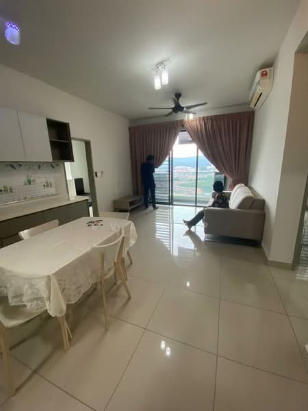 Servis Apartment untuk Disewa di LakePark Residence @ KL North - Eva Yap - Living Room - PropertyGuru.com.my
