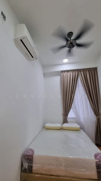 Kediaman Servis untuk Disewa di TriTower Residence @ Johor Bahru Sentral - Jennifer Tee - Bedroom - PropertyGuru.com.my