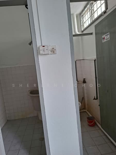 Shop / Office for Rent in Sungai Dua (Penang) - Sherlene Choo - Bathroom - PropertyGuru.com.my