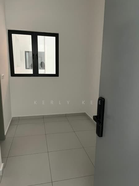 Service Residence for Sale at Sinaran @ Utropolis - Kerly Kee - Entrance - PropertyGuru.com.my