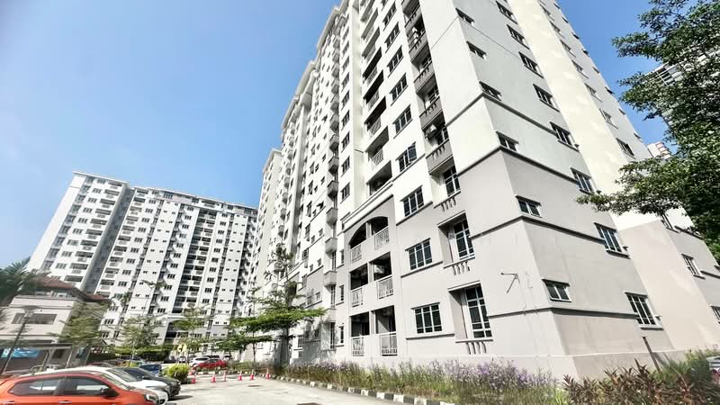 Pangsapuri untuk Dijual di Villa Pavilion - Ahmad Farhi - Exterior - PropertyGuru.com.my