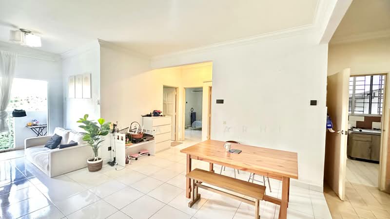 Pangsapuri untuk Dijual di Villa Pavilion - Ahmad Farhi - Living Room - PropertyGuru.com.my