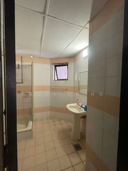 Condominium for Sale at Villa Puteri - Jacey Ching - Bathroom - PropertyGuru.com.my