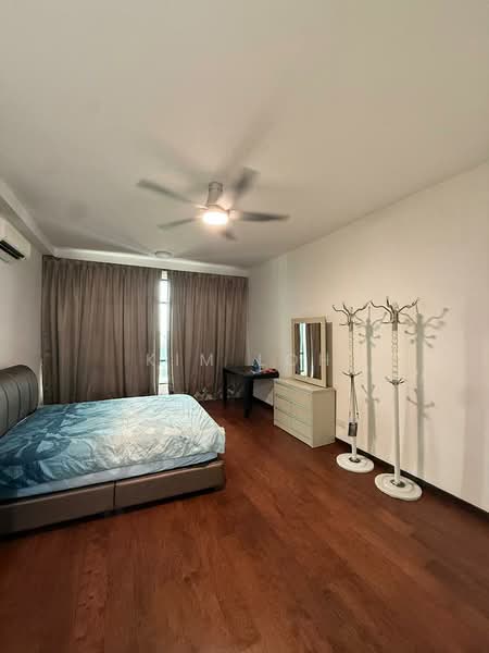 Servis Apartment untuk Dijual di Molek Regency - Kim Loh - Bedroom - PropertyGuru.com.my