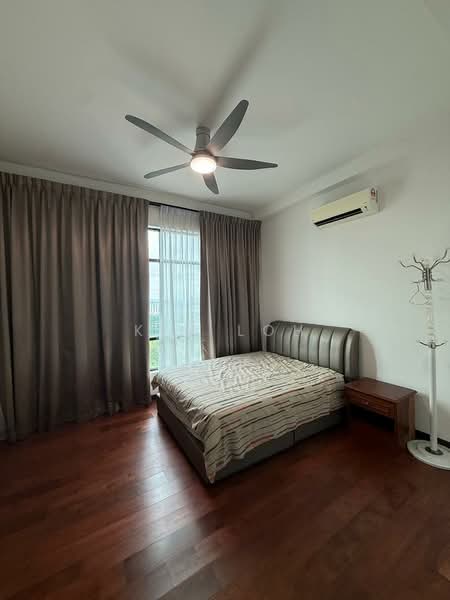 Servis Apartment untuk Dijual di Molek Regency - Kim Loh - Bedroom - PropertyGuru.com.my