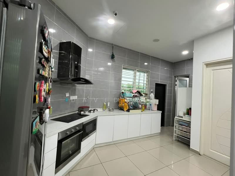 3-storey Terraced House for Rent in Sri Petaling (Kuala Lumpur) - David Lee - Kitchen - PropertyGuru.com.my