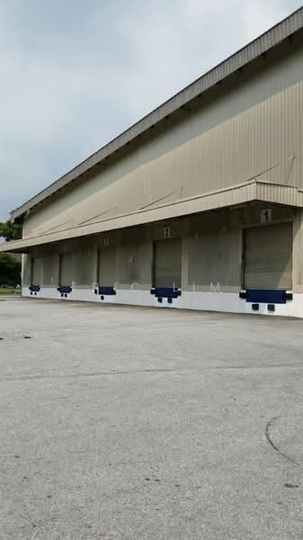 Warehouse for Rent in Taman Perindustrian Usj 1 (Subang Jaya) - Eric Lim - Exterior - PropertyGuru.com.my