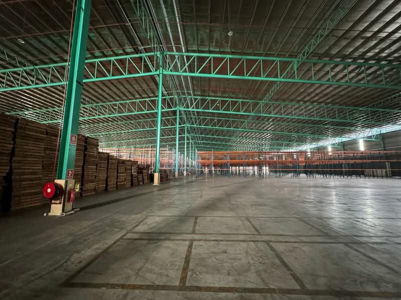 Warehouse for Rent in Taman Perindustrian Usj 1 (Subang Jaya) - Eric Lim - Interior - PropertyGuru.com.my
