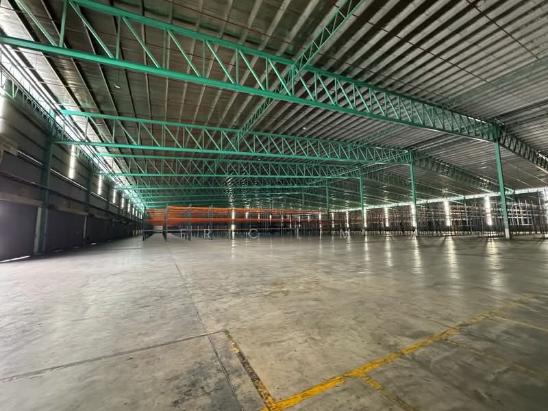 Warehouse for Rent in Taman Perindustrian Usj 1 (Subang Jaya) - Eric Lim - Interior - PropertyGuru.com.my